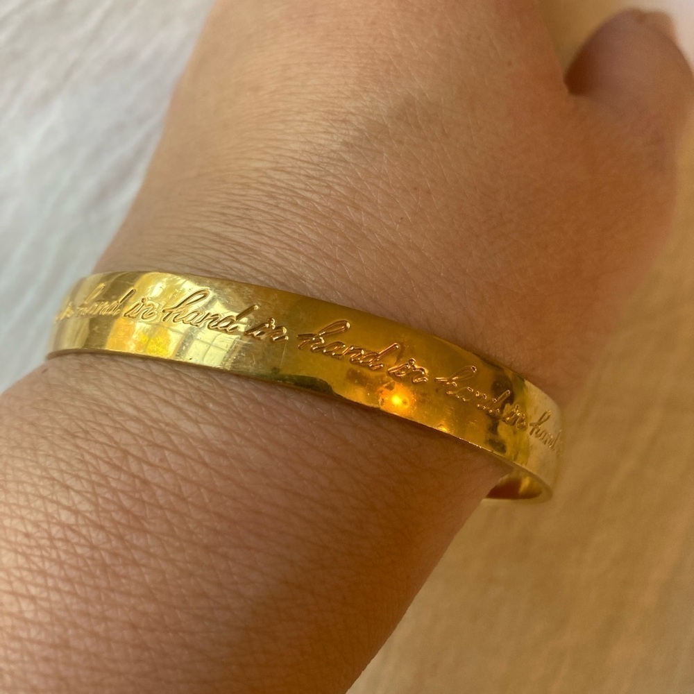 Kate Spade NY Strength in Numbers Hand in Hand Inspirational Bangle Bracelet - Picture 1 of 6
